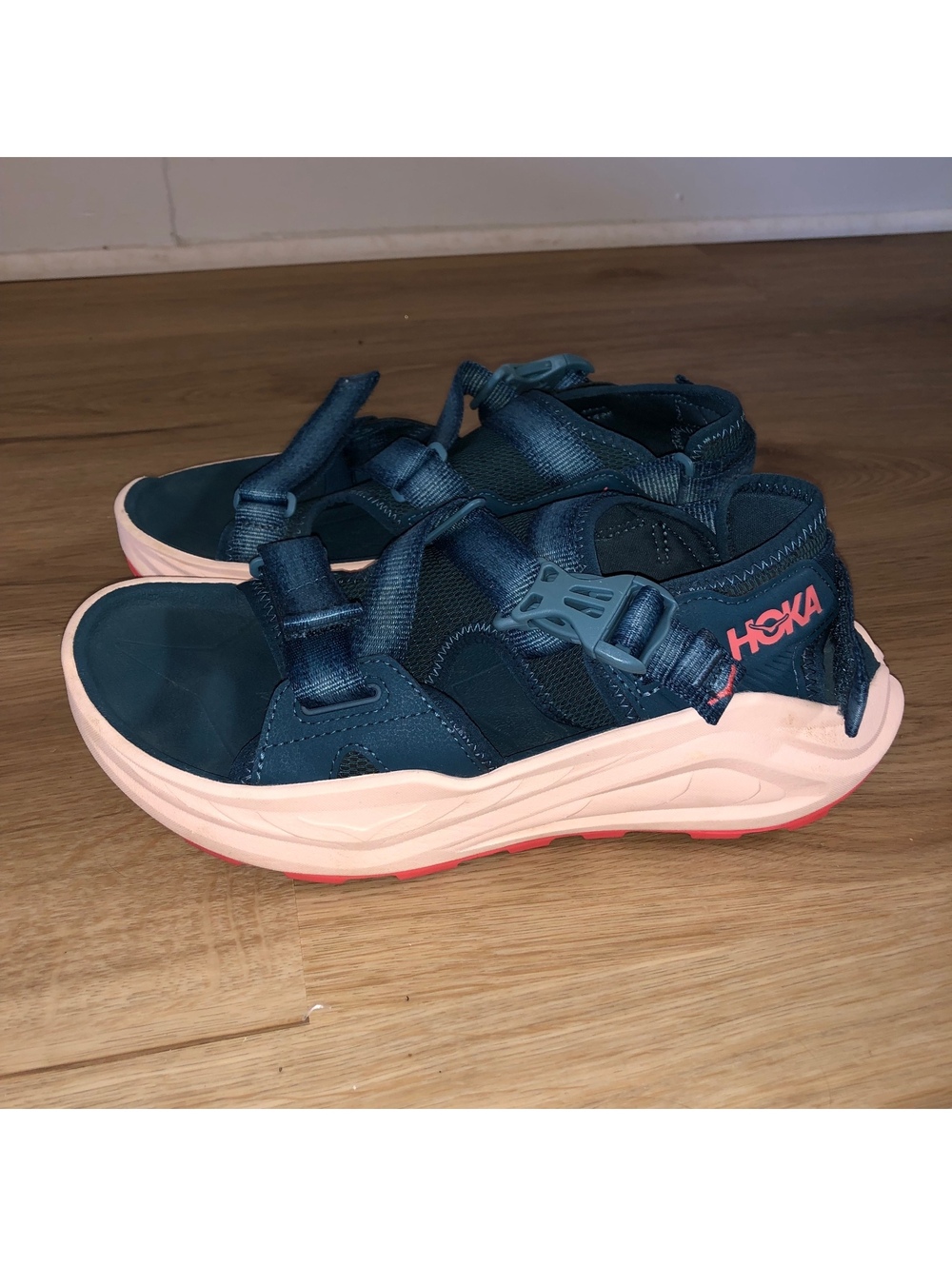 HOKA 1 INFINI HIKE TC BLUE TWILIGHT GRAPEFRUIT PINK SANDALS WOMENS SIZE 9 CLEAN